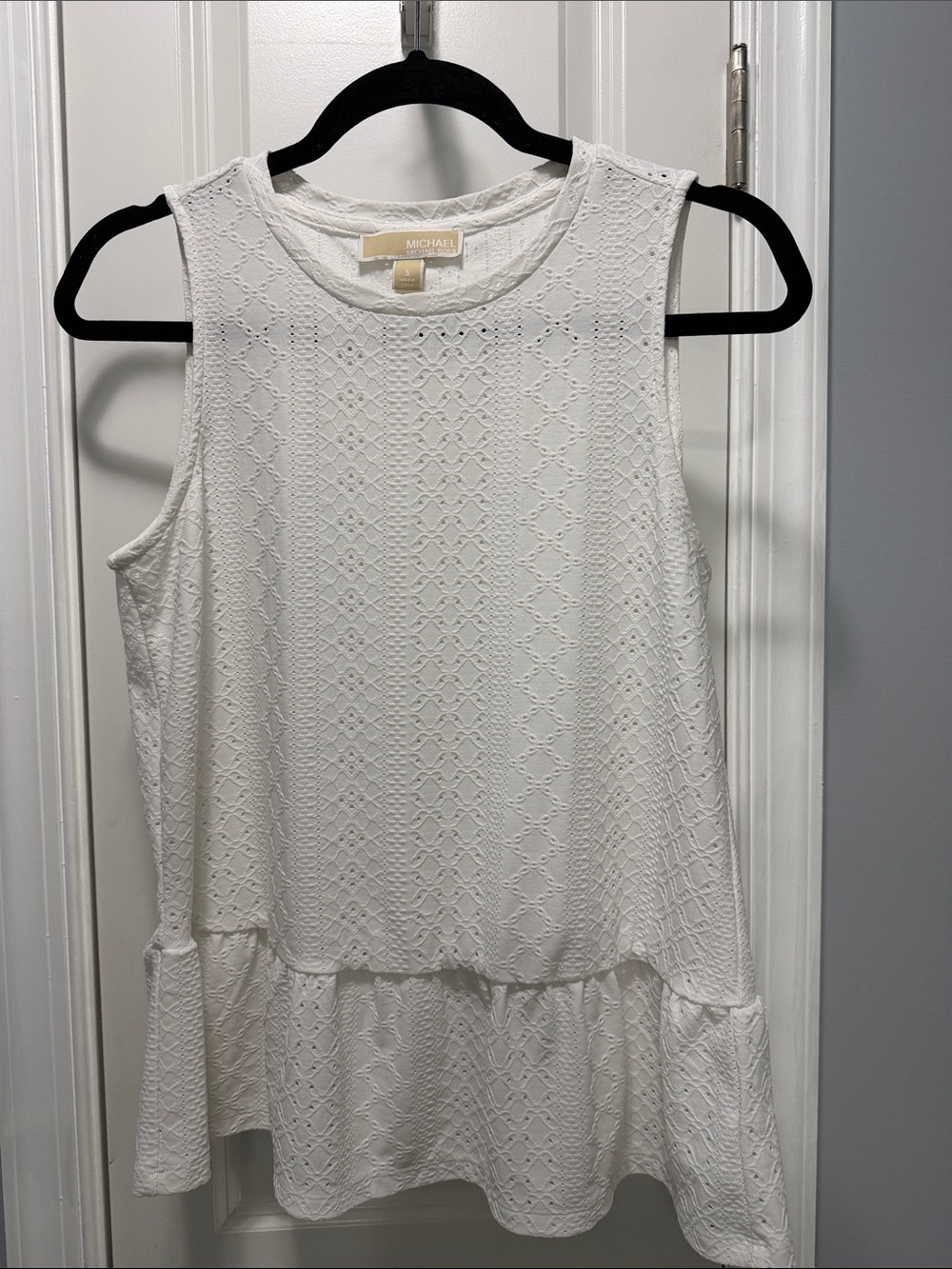 Michael Kors White Sleeveless Lace Peplum Tank